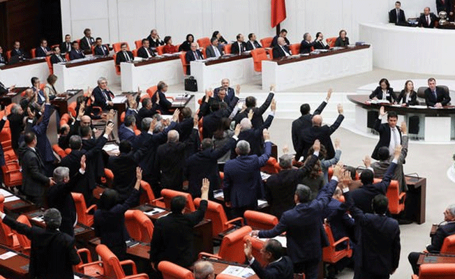 AKP muhalefetin önergelerini kısıtlayacak!