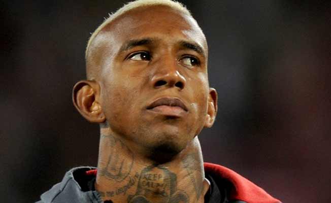 Talisca derbi maçta Tosic’i üzdü!