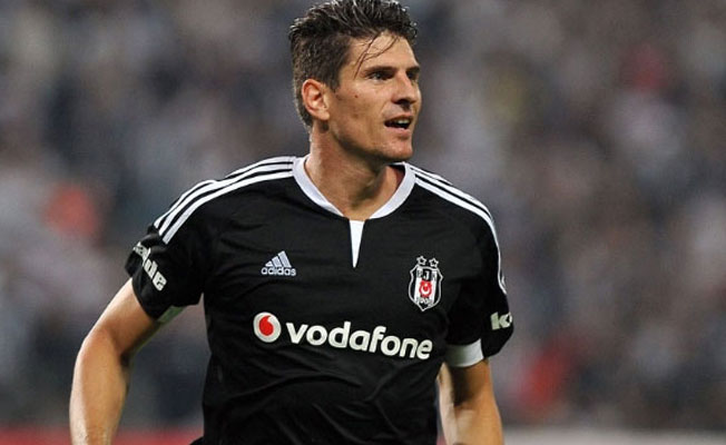 Beşiktaş Mario Gomez için tekrar devreye girdi!