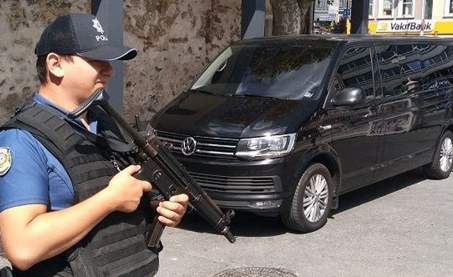 Albayrak kritik toplantı öncesi Dolmabahçe'ye geldi