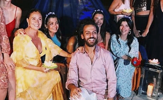 Erkan Kolçak Köstendil ve Cansu Tosun kına gecesi yaptı