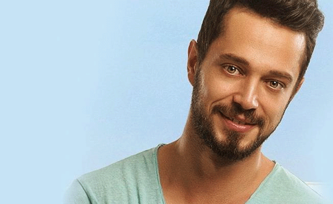 Murat Boz'dan 44. yıla özel paylaşım