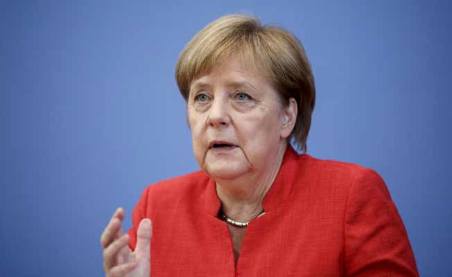 Merkel'den, dörtlü zirve hakkında açıklama