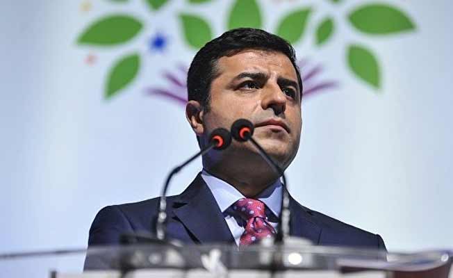 Demirtaş'tan Temelli'ye destek: Bu tür ucuzluklara alet olunmamalı