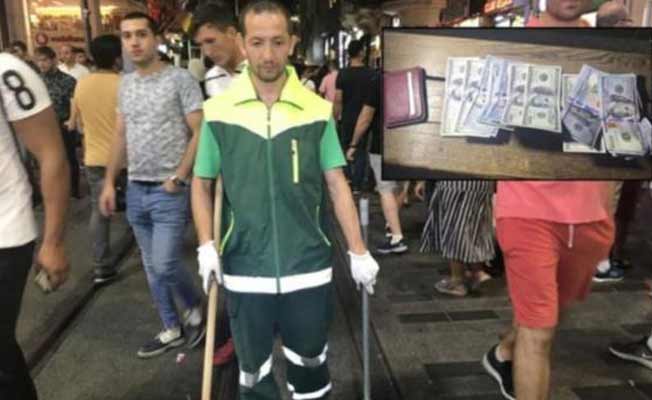 Temizlik işçisinden 'dolar' dersi