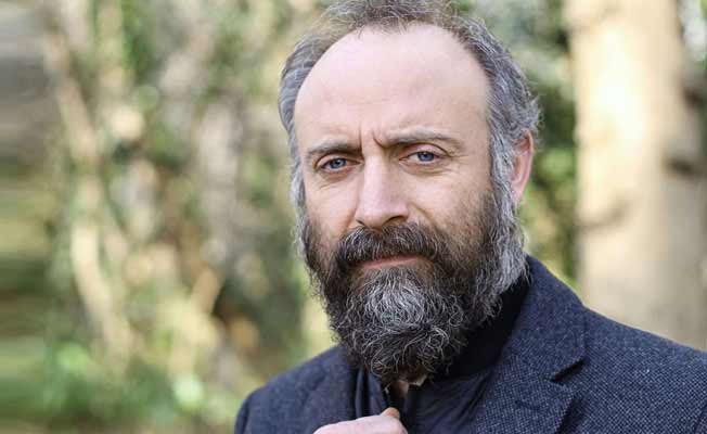 Halit Ergenç kaza geçirdi