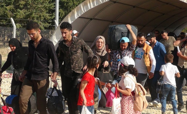 Suriyeliler akın akın gidiyor: Binlercesi çıkış yaptı