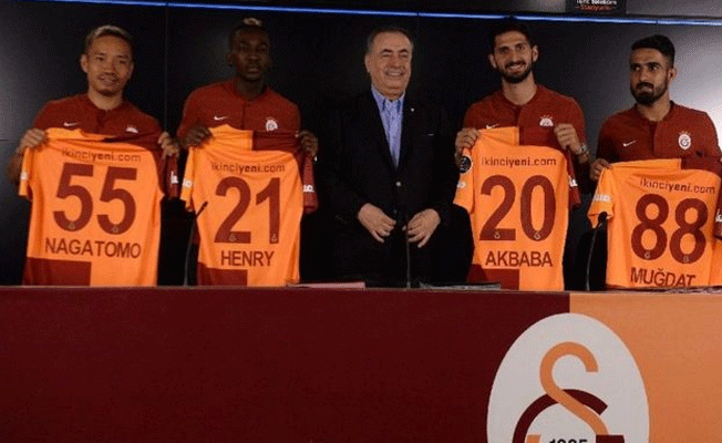 İmza töreninde transfer müjdesi