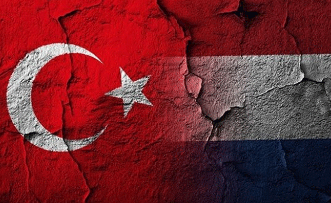 'Hollandalı gençleri Türkiye'de radikal vaizler eğitiyor'