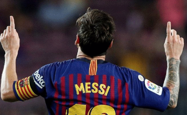 Messi Barcelona Alaves maçında tarihe geçti