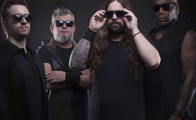 Heavy metal grubu Sepultura: Massive Attack’ın büyük hayranlarıyız