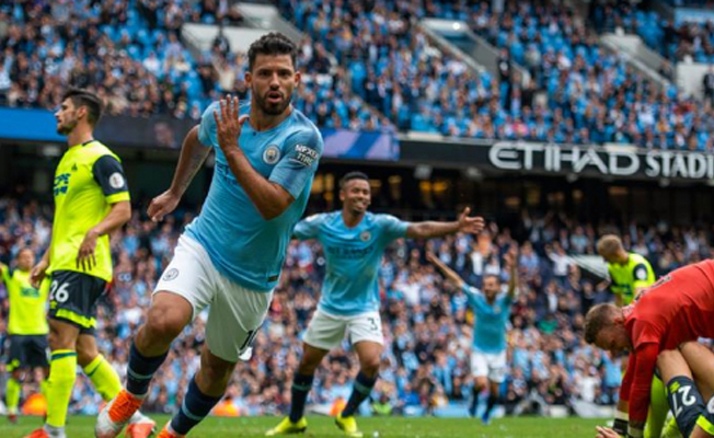 Manchester City, Huddersfield Town'ı gole boğdu