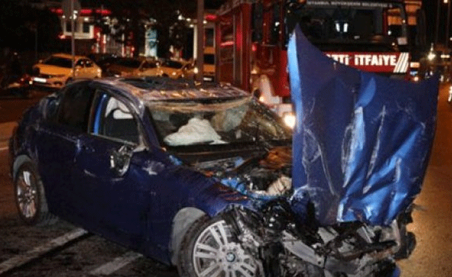 Taklalar attı! E-5'te feci kaza