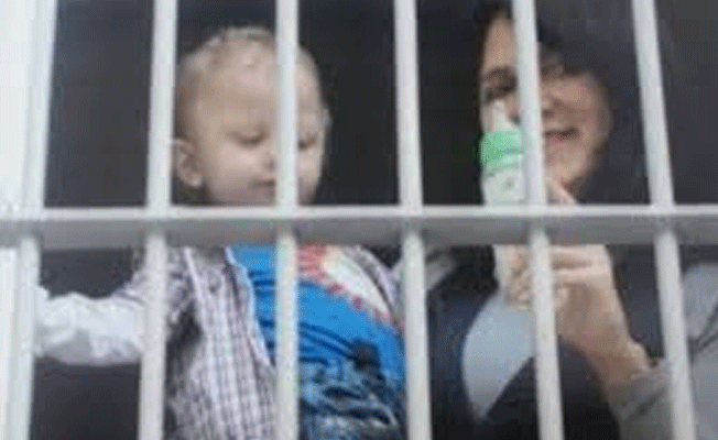 Yüzlerce bebek bu bayram da tutsak!