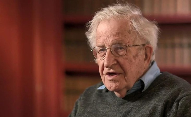 Chomsky'den ABD seçimleri iddiası