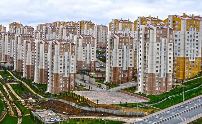 TOKİ 285 lira taksitle 'kurasız' ev satıyor