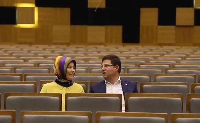 AKP’li başkandan eşine romantik video