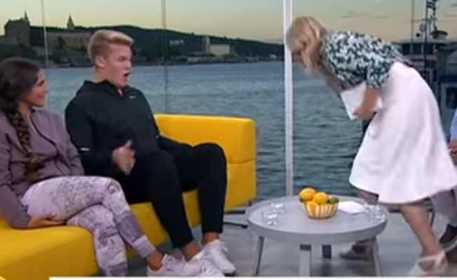 TV sunucusu, yayın esnasında konuğunun üstüne kustu