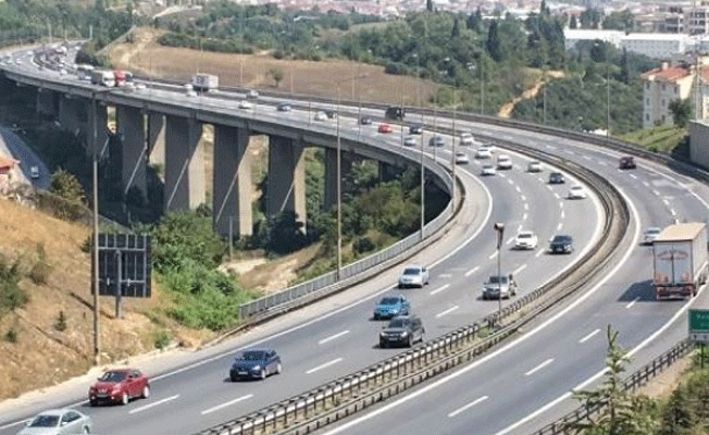 Bayram tatilcileri dönüşe geçti