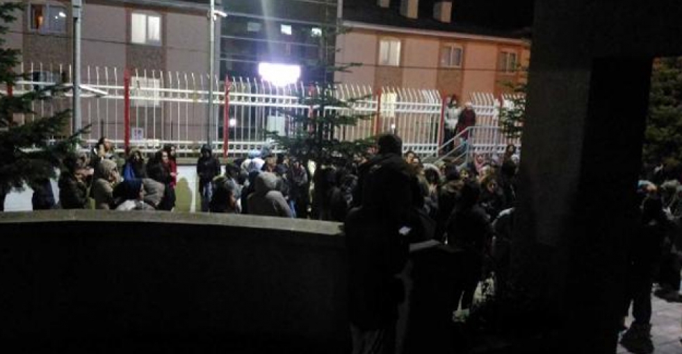 sosyal medya'da gaz kaçağı paniğini paylaşan kızlar yurt'tan atıldı