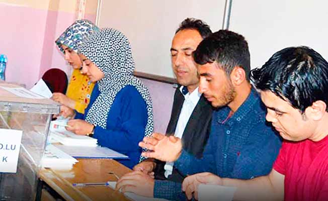 Vali emrine itaat eden müdüre kabarık hesap