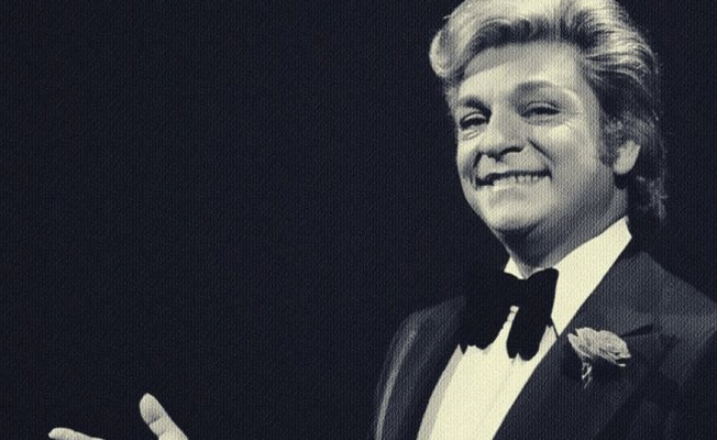 Zeki Müren'in telif haklarını Müzikotek'e emanet