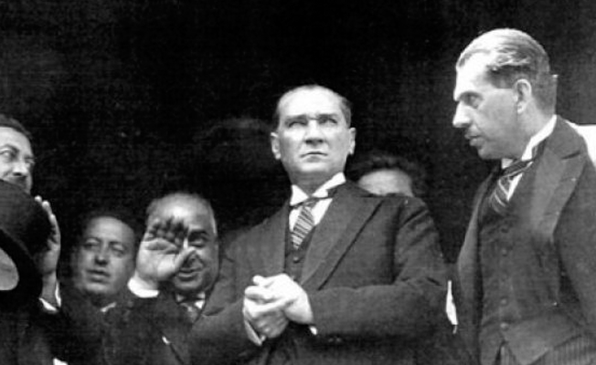 Ünlülerden Zafer Bayramı mesajları