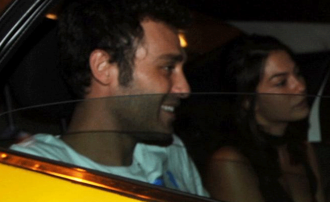 Demet ve Seçkin'in uzun yemeği