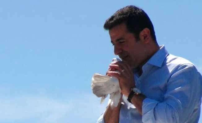 Demirtaş'tan Dünya Barış Günü'ne özel yazı