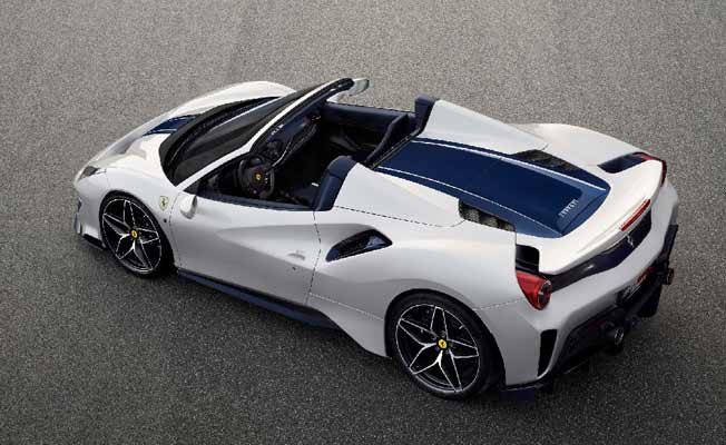 Ferrari 488 Pista Spider tanıtıldı!