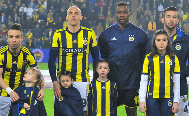Fenerbahçe 2 yıldızın sözleşmesini donduruyor