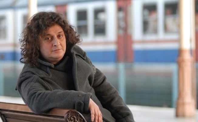 Kervana piyanist Uğurlu da katıldı: Bir gün de muhalefet lideri çıkıp...