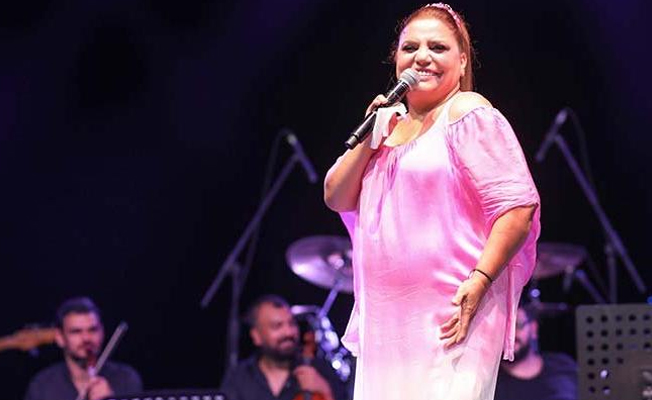 'Gencim güzelim hâlâ taş gibiyim'