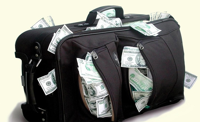 Hangi iş adamı 20 milyar doları yurt dışına kaçırırken yakalandı?