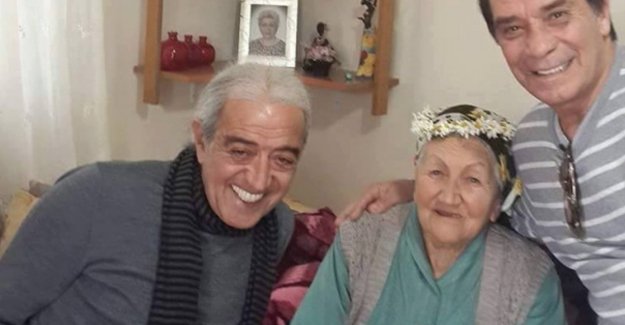Edip Akbayram'ın acı günü!