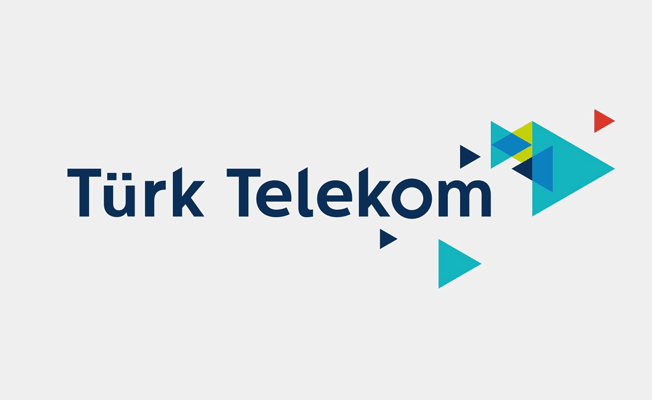 Türk Telekom'da iki istifa