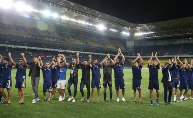 Fenerbahçe'de deprem! Kadro dışı bırakıldı