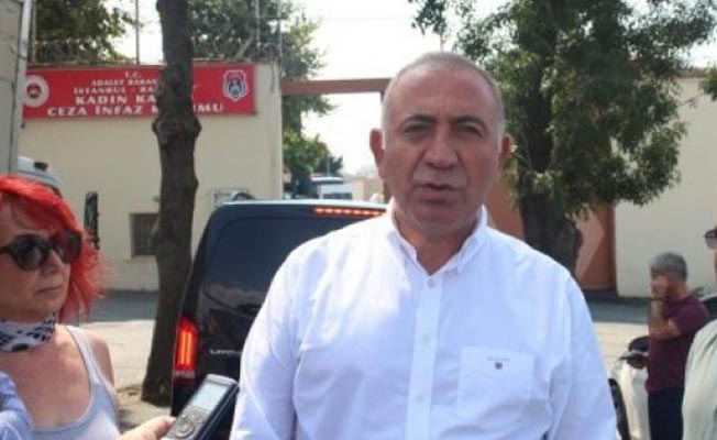CHP’li Tekin’den tutuklu gazeteci Öztürk’e ziyaret