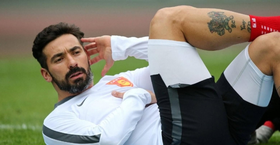 Dünyanın en çok kazanan futbolcusu Ezequiel Lavezzi