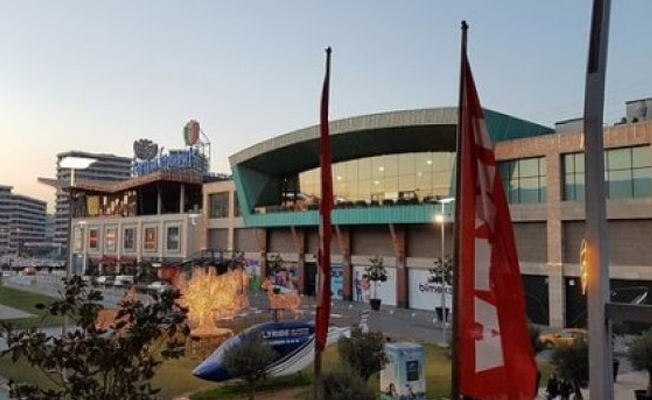 Kriz AVM'lerde de büyüyor: Esnaf kepenk kapattı