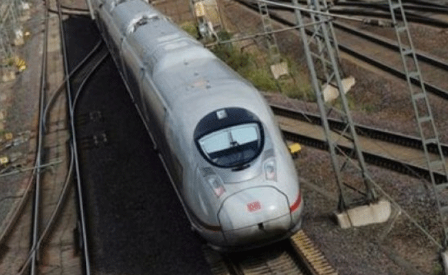 'Türkiye'nin yeni demiryollarını Alman Siemens yapacak'