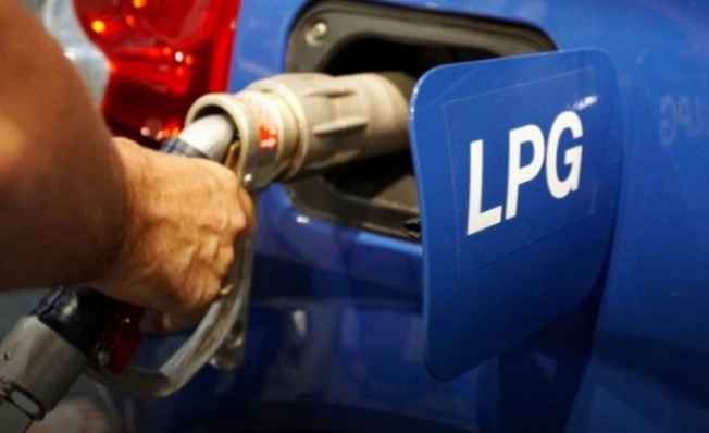 LPG otogaza gece yarısı zammı