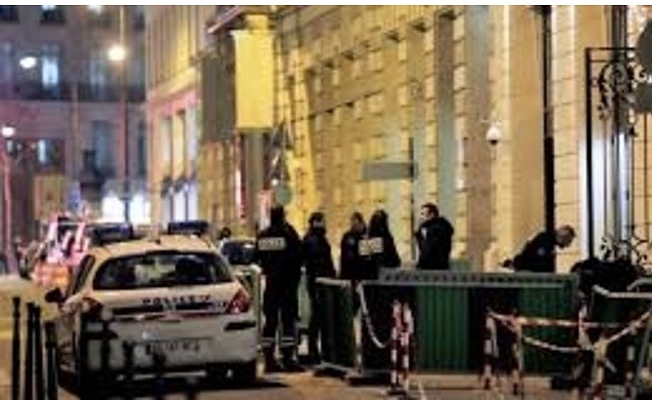 Suudi prensesi Paris'te soydular…