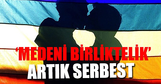 İtalya'da eşcinsel 'medeni birliktelik' yasası kabul edildi