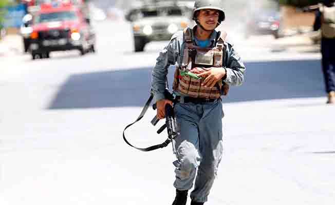 Afganistan'da intihar saldırısı: Onlarca ölü ve yaralı var
