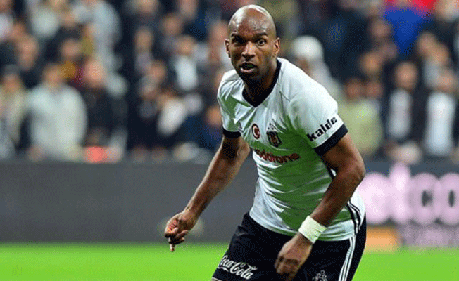 Beşiktaş'ta Ryan Babel yeni sözleşme imzalıyor