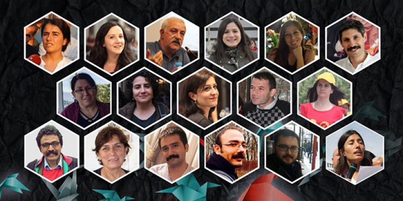 Tahliye edilen avukatlara yeniden gözaltı kararı