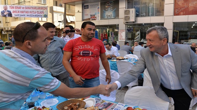 Huzuru gören Menemen’e geliyor…