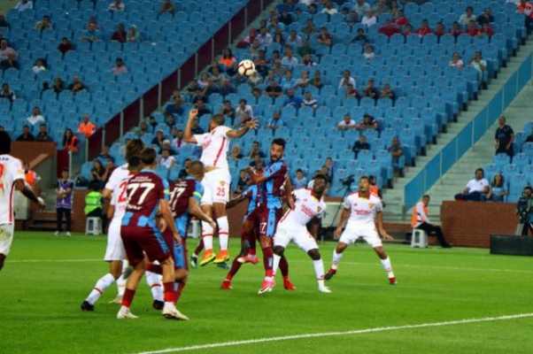 Trabzonspor - Göztepe maçına VAR damgası