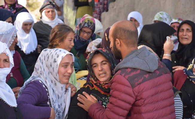 Leyla'nın annesinden Sedanur'un annesine taziye ziyareti
